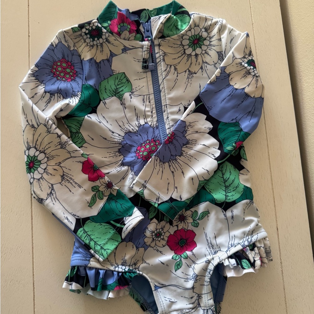 GAP toddler swim 🤍